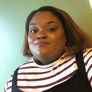 Meet your Posher, Vanessa